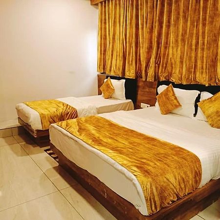 Hotel Mansarovar,Vadodara Luaran gambar