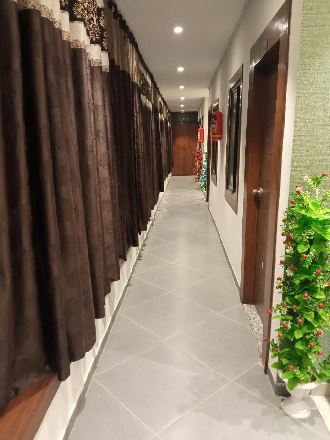 Hotel Mansarovar,Vadodara Luaran gambar