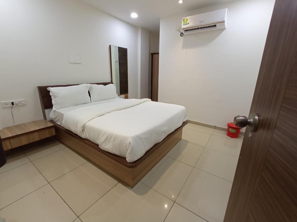 Hotel Mansarovar,Vadodara Luaran gambar