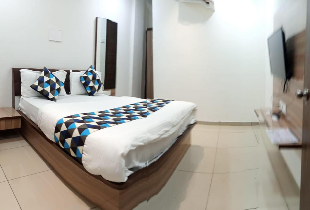 Hotel Mansarovar,Vadodara Luaran gambar