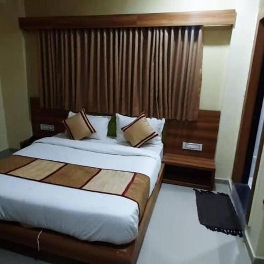 Hotel Mansarovar,Vadodara Luaran gambar