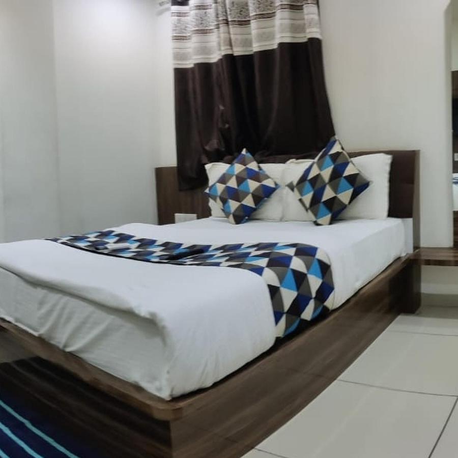 Hotel Mansarovar,Vadodara Luaran gambar